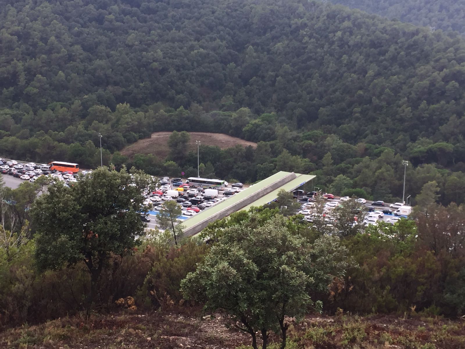 Retencions als Túnels de Vallvidrera, imatge d'arxiu FOTO: Xavi Alba