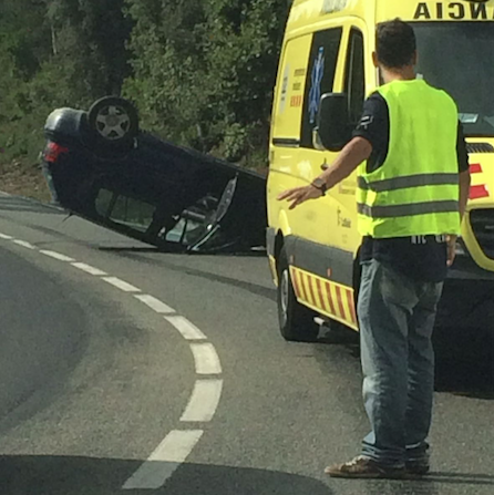 Imatge d'arxiu d'un vehicle bolcat a la Rabassada FOTO: Cedida