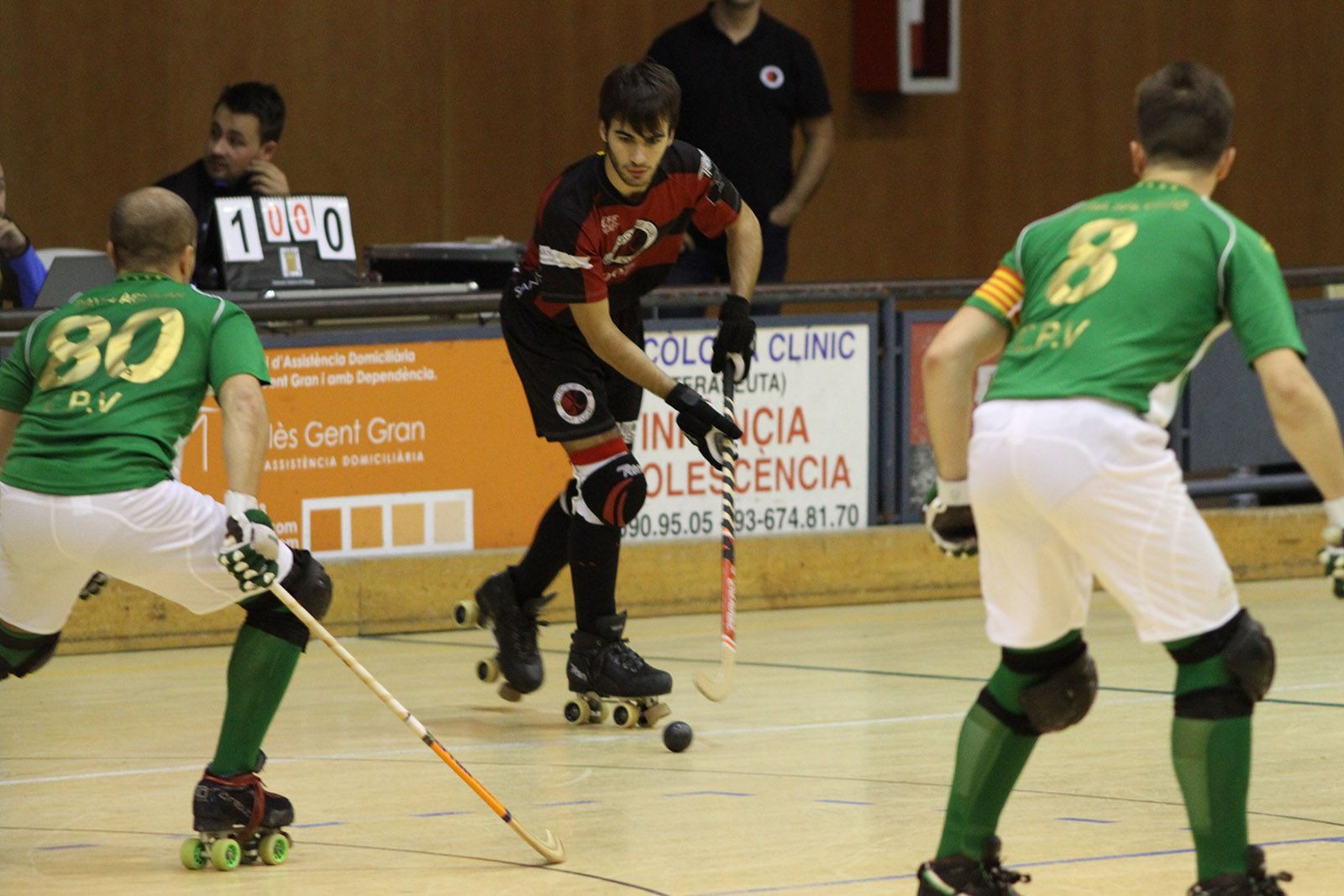 Pau Gilabert, en una acció del partit contra el CP Vilanova. FOTO: Haidy Blanch