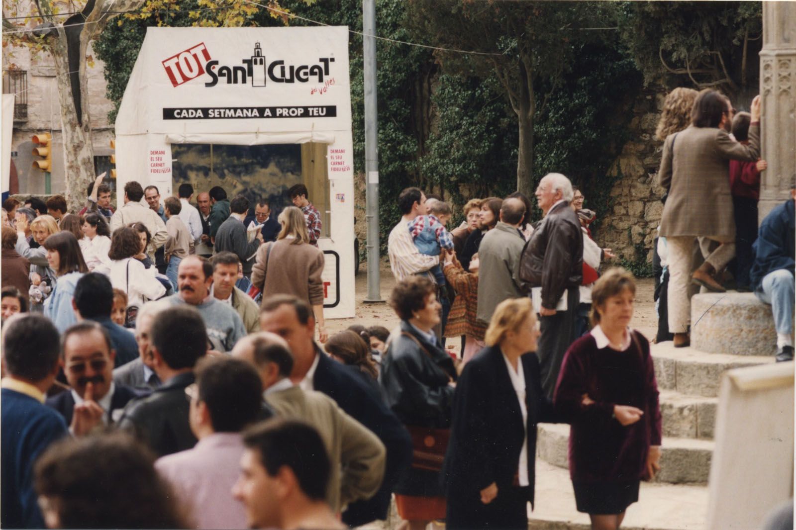 El TOT Sant Cugat a la Festa de Tardor, 1995. FOTO: Mané Espinosa