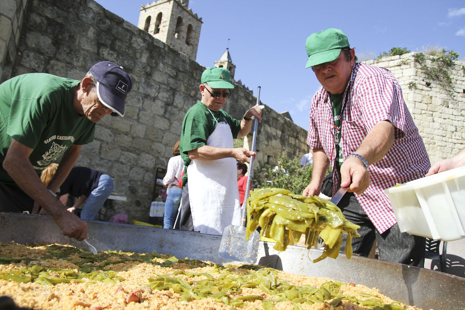 Las Migas segueixen sent una de les activitats populars a la Festa Major. FOTO: Estefania Bedmar
