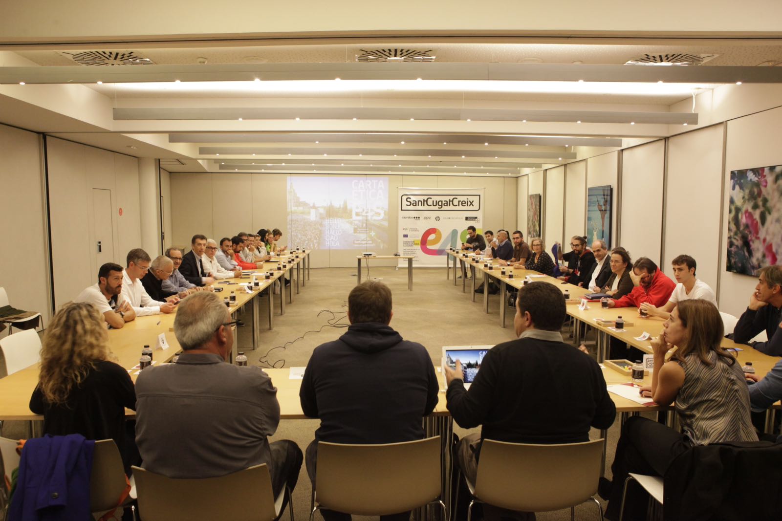 La sessió de treball s'ha fet a l'Hotel Sant Cugat. FOTO: Artur Ribera