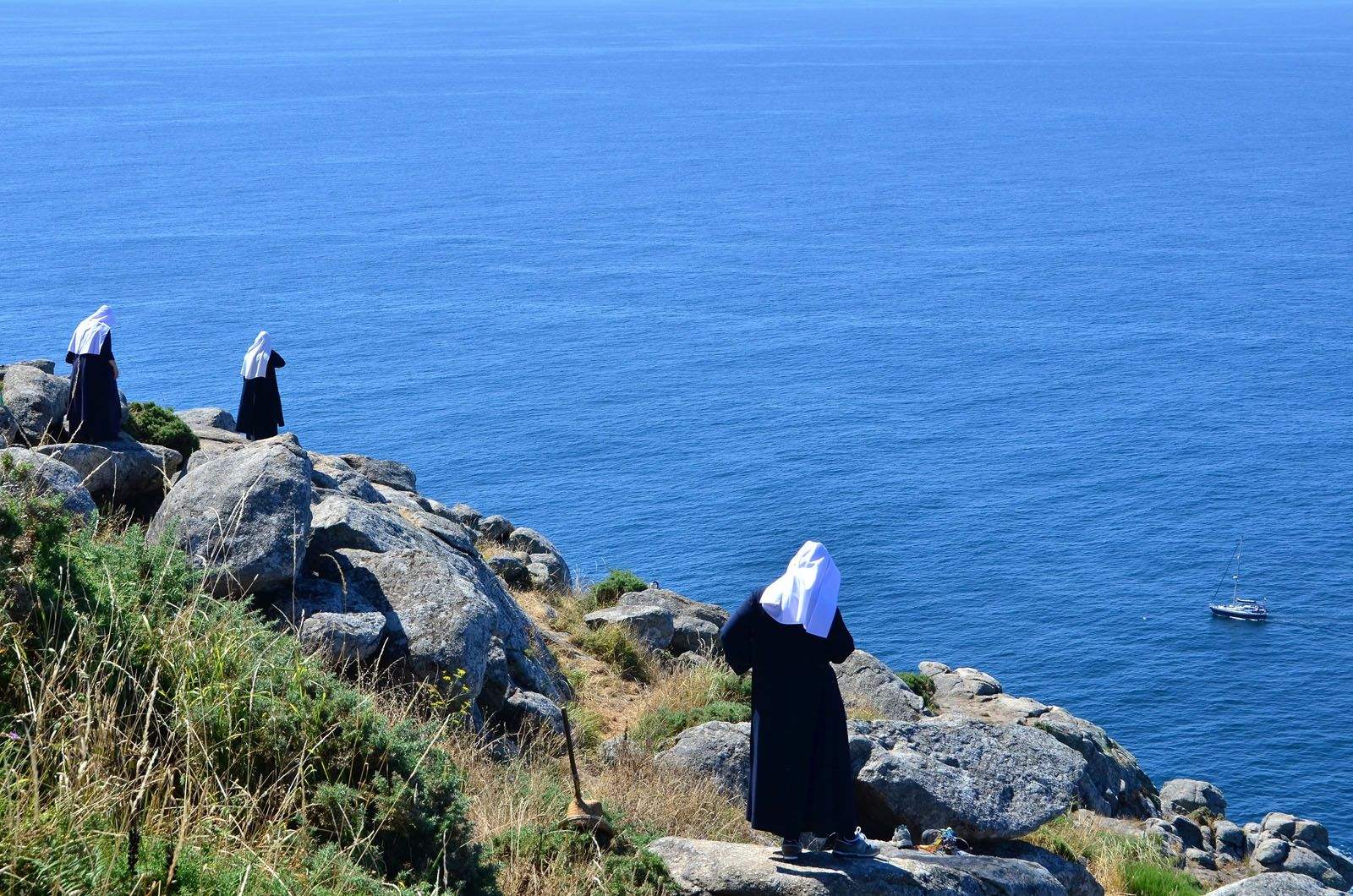 10è Premi LLEURE, "S'ha d'anar molt lluny , per saber fins on es pot anar" Fisterra, Autor: Teresa Amaro Quiros