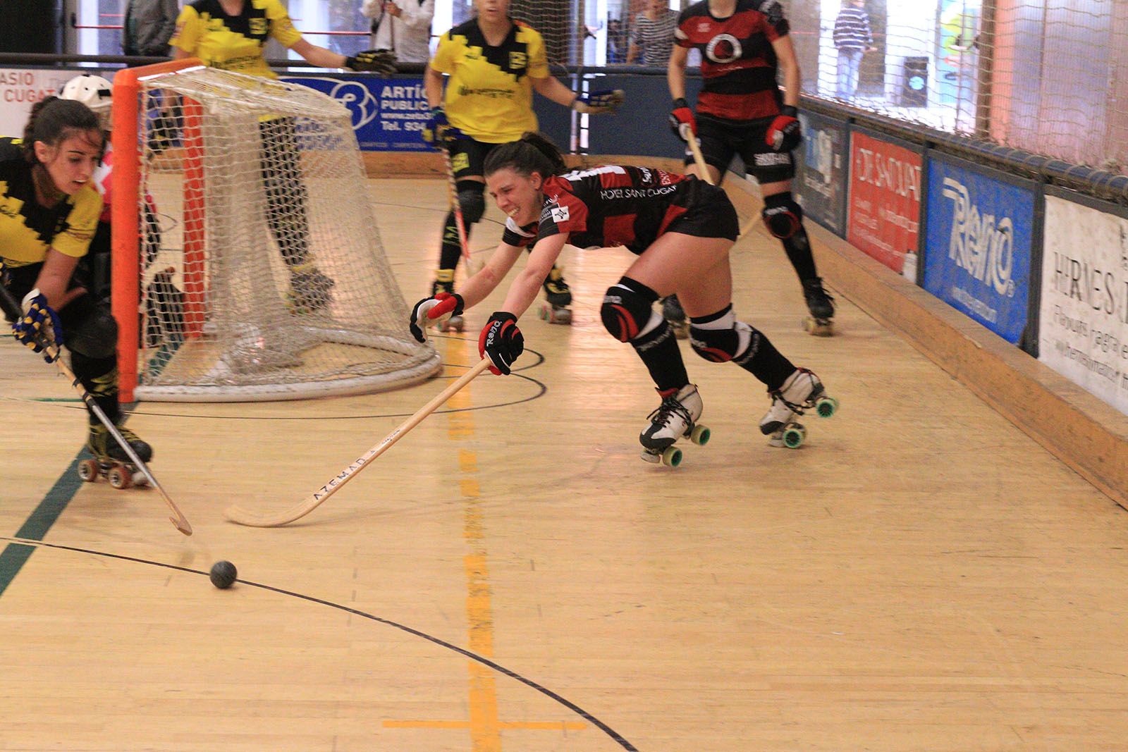 Judit Navarro, en una acció del partit. FOTO: Lali Álvarez