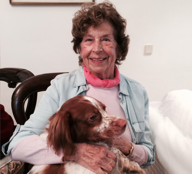 L’Encarnació fa servir el seu cotxe cada dia per anar a Barcelona FOTO: Cedida 