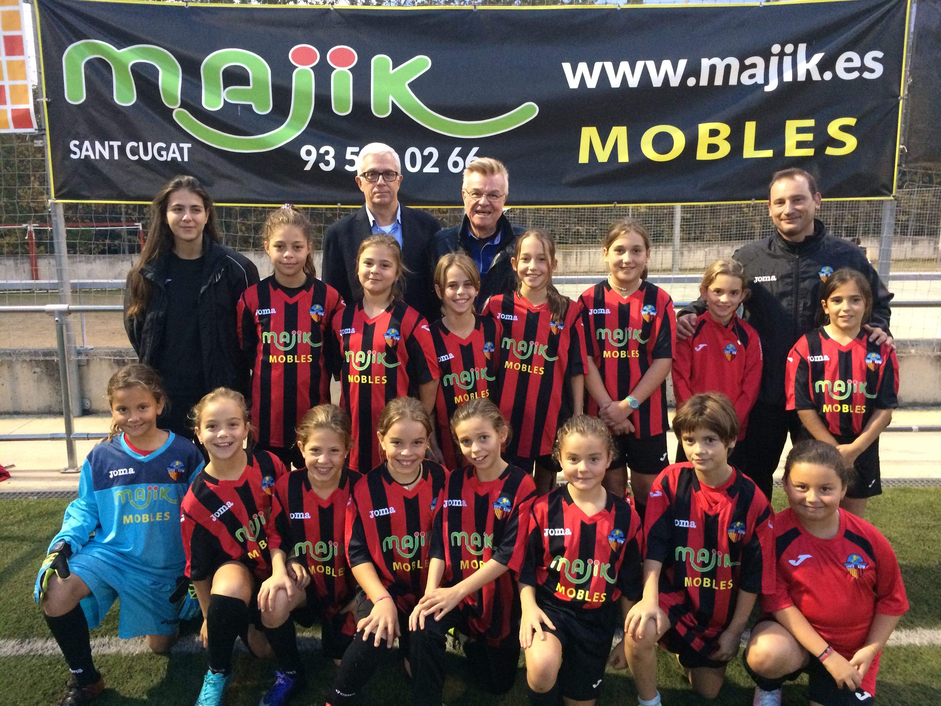 Aquesta temporada 2016-2017, Mobles Majik també patrocina l'equip prebenjamí-benjamí del Sant Cugat Esport Futbol Club. FOTO: Àlex López Puig