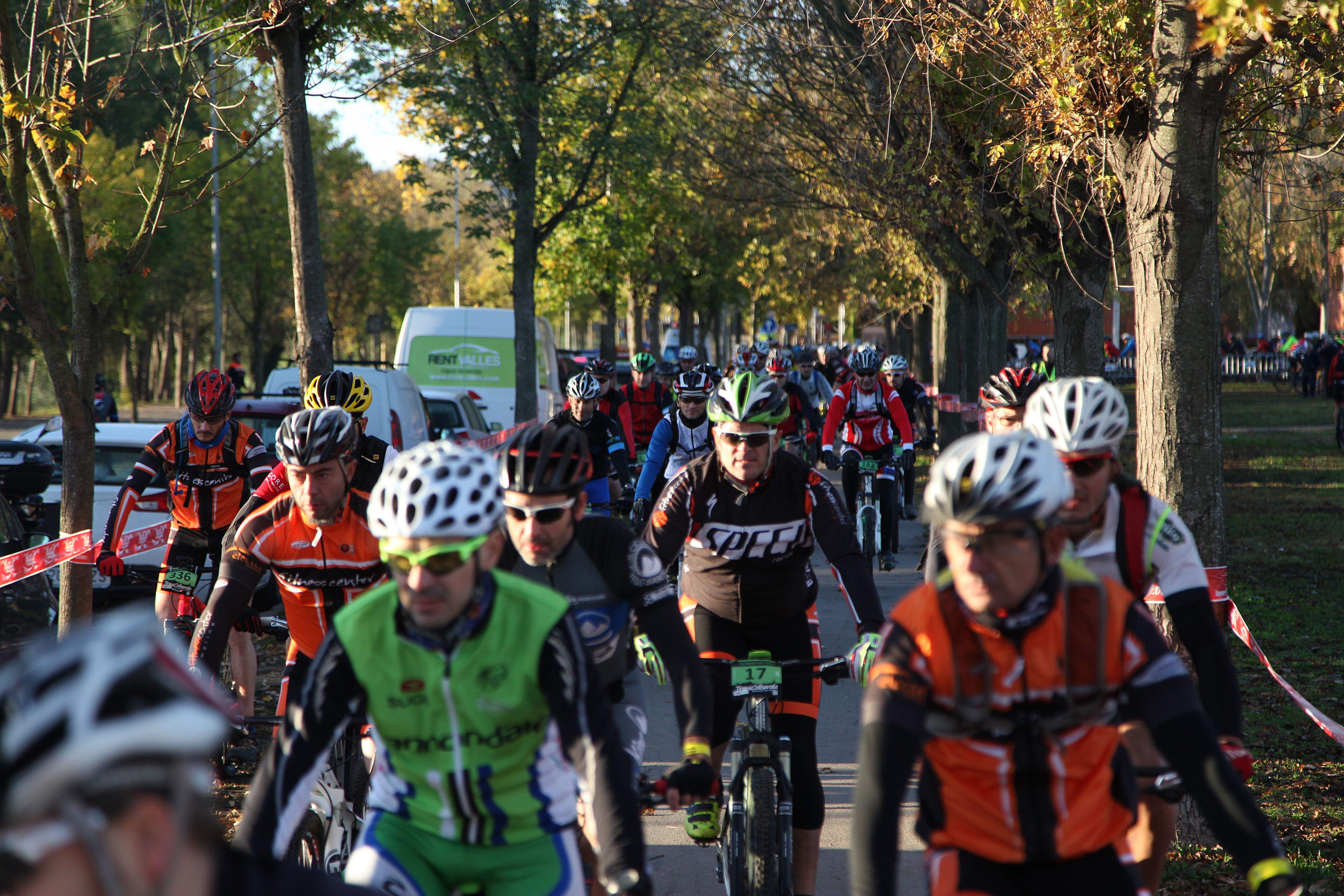 En l'edició del 2015 hi van participar 360 ciclistes. FOTO: Lali Puig