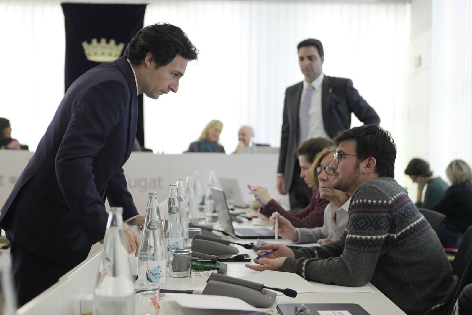  Benejam (PP) parlant amb els Verds