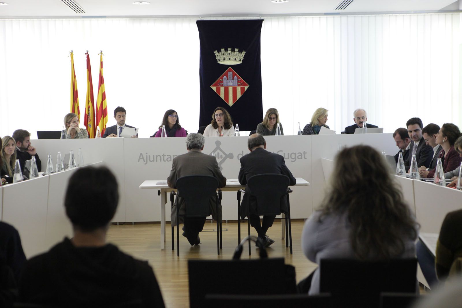 En aquest ple s'ha aprovat inicialment els pressupostos per al 2017 FOTO: Artur Ribera 