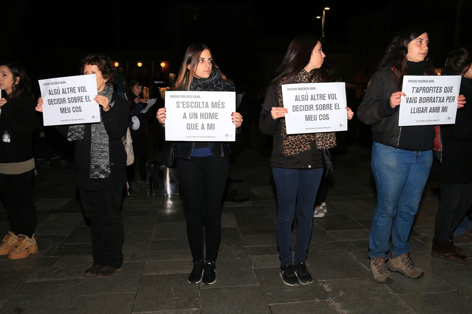 Una acció d'Hora Bruixa FOTO: Lali Álvarez 