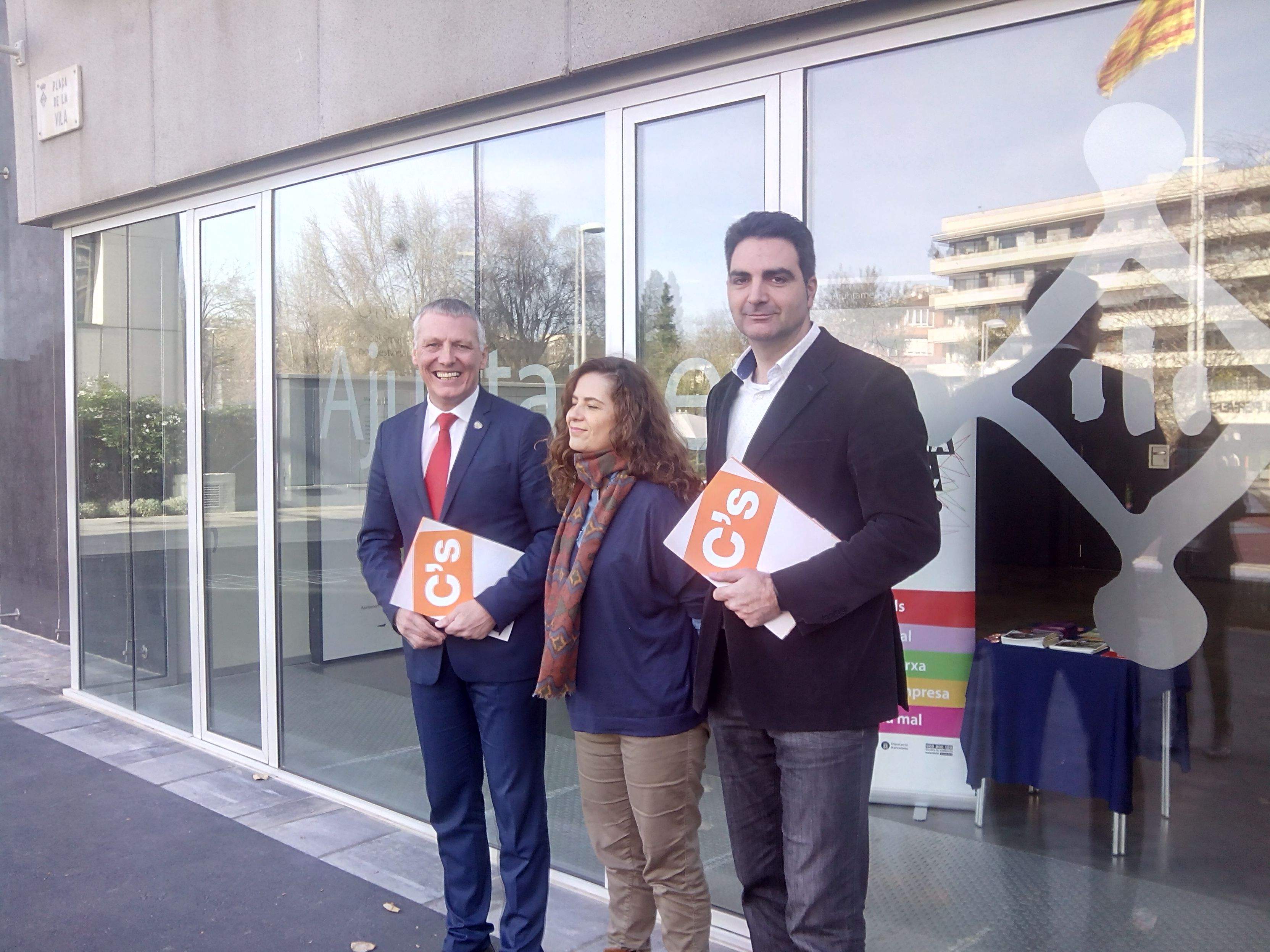 Jean Castel, Múnia Fernández-Jordán i Aldo Ciprián