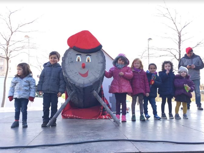 La cagada de Tió a Can Quitèria del 2016 FOTO: Mireia Puente 