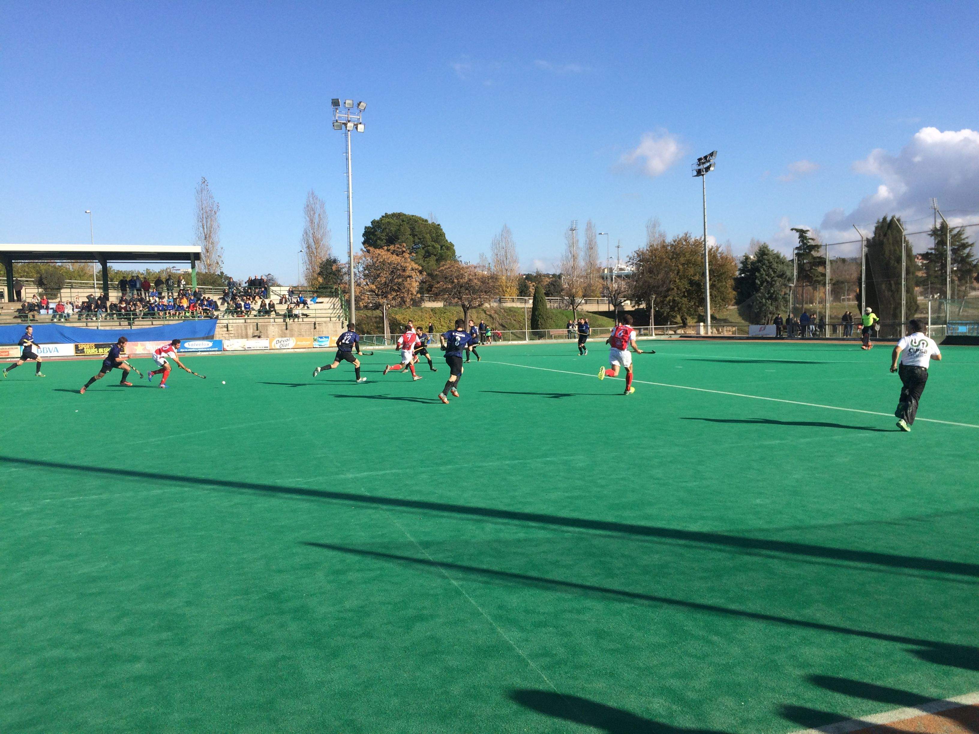 El partit entre el Junior i el CD Terrassa s'ha decidit als shoot out (3-4), després que el partit acabés amb empat a 0 gols. FOTO: À. L. P.