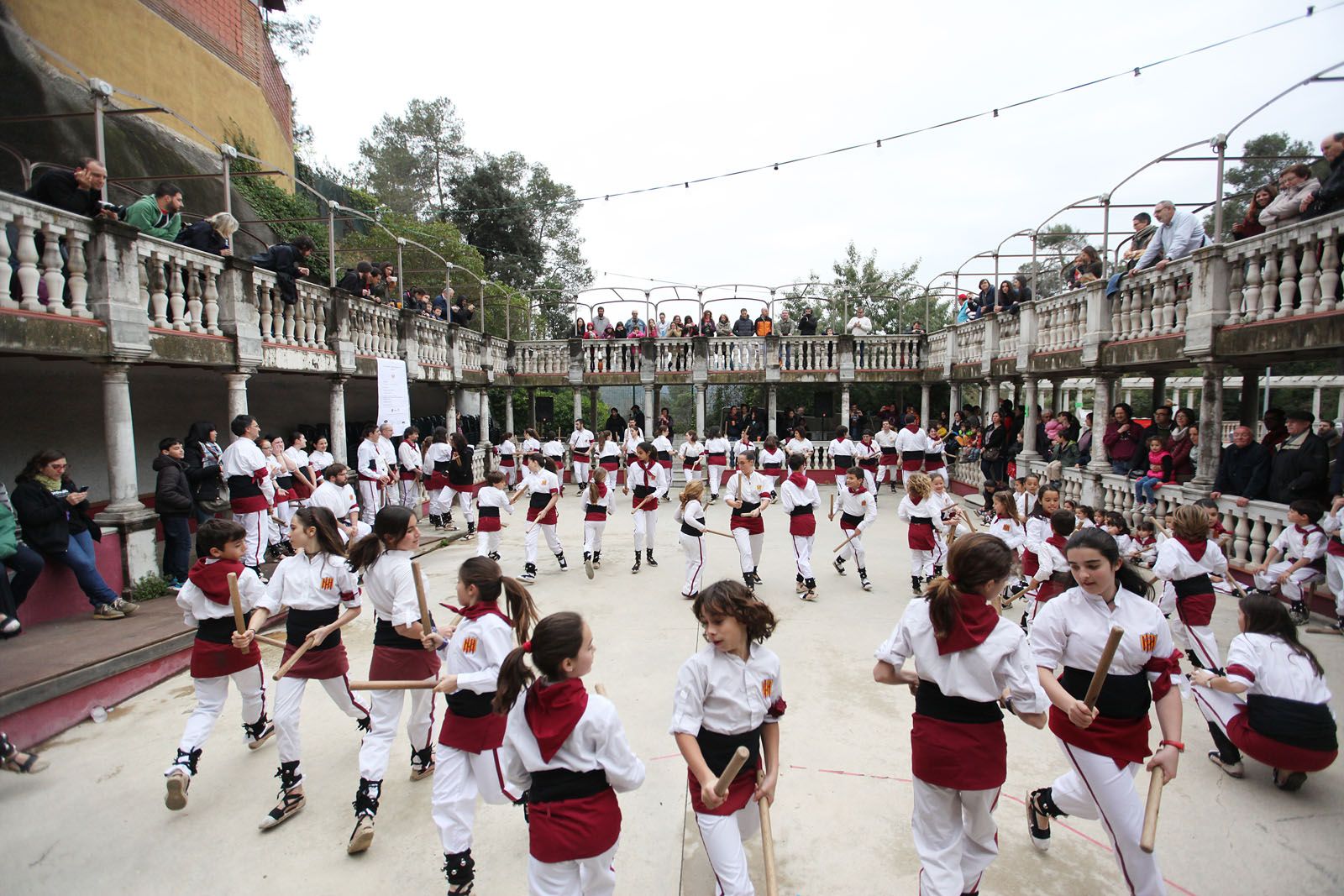 Trobada d'entitats de Cultura Popular a La Floresta FOTO: Lali Puig 