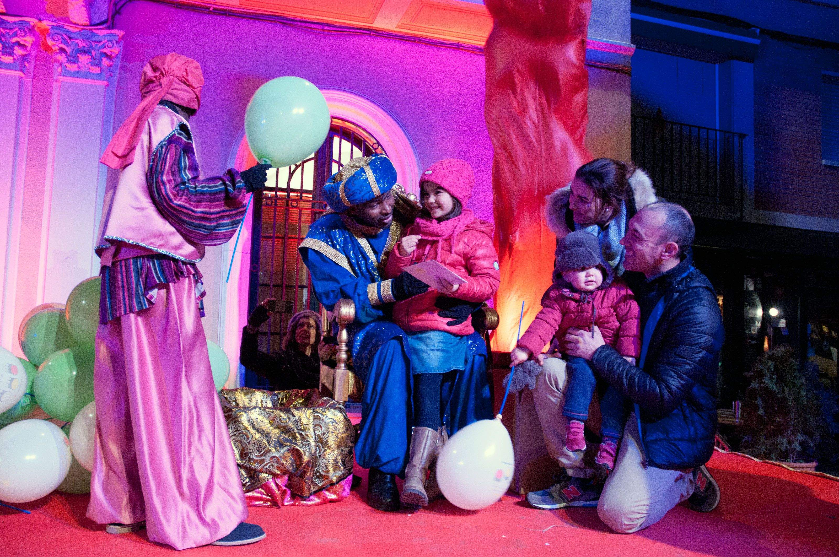  Ses Majestats, la il·lusió dels més petits FOTO: Bernat Millet