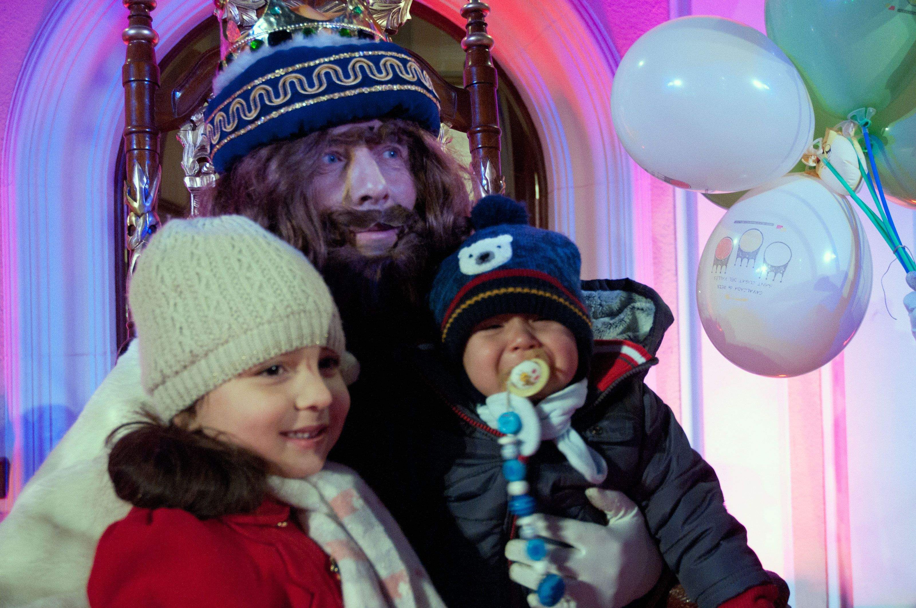 Els Reis d'Orient han rebut als nens de Sant Cugat FOTO: Bernat Millet