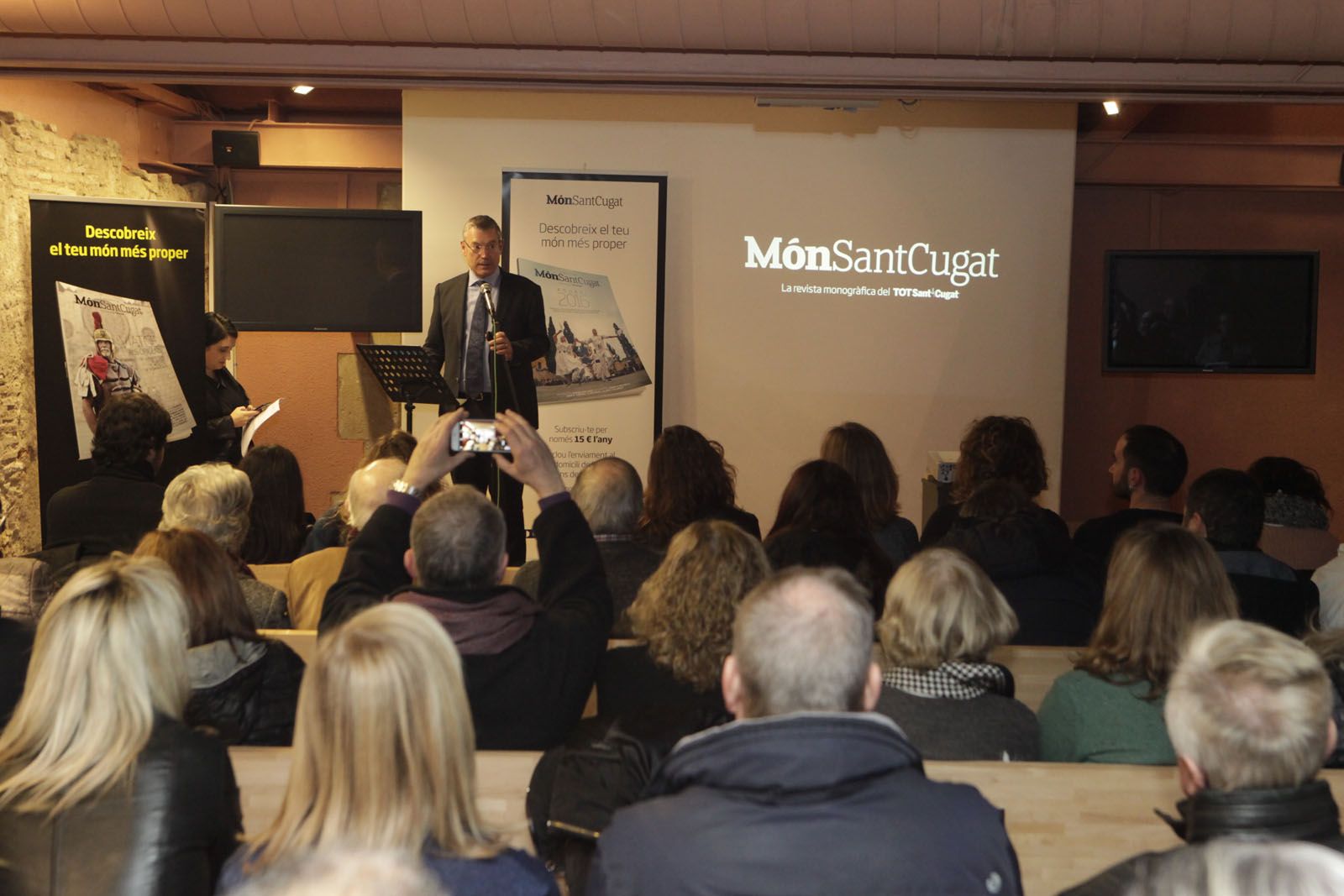 L'Anuari de Món Sant Cugat  FOTO: Artur Ribera