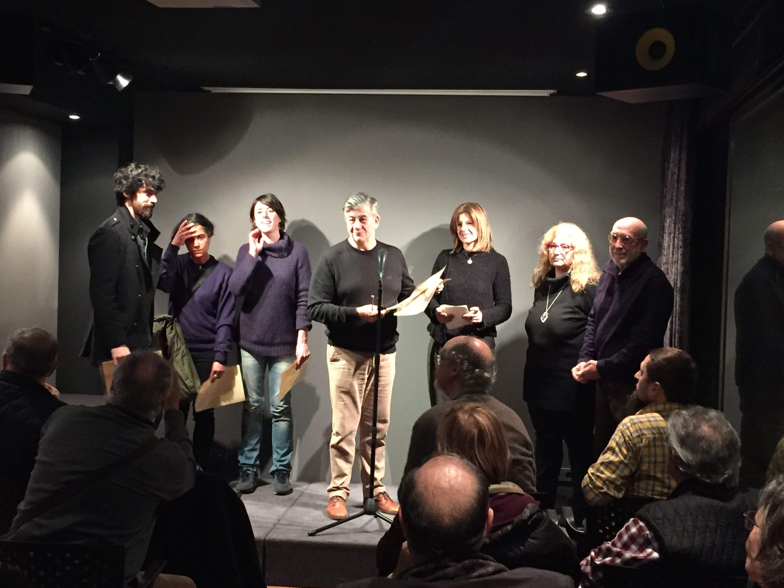 Javier Corso (esquerra) guanya la 2a edició de la beca FOTO: C. Caballé