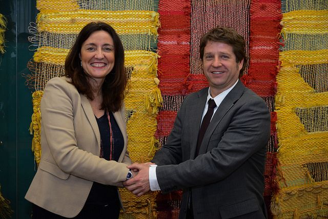 L'alcaldessa Mercè Conesa i el portaveu del PSC, Pere Soler, qui serà tinent d'alcalde d'ocupació i Polítiques Comarcals FOTO: Localpres