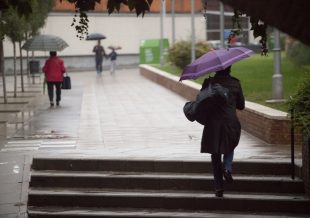La pluja arriba divendres FOTO: Artur Ribera 