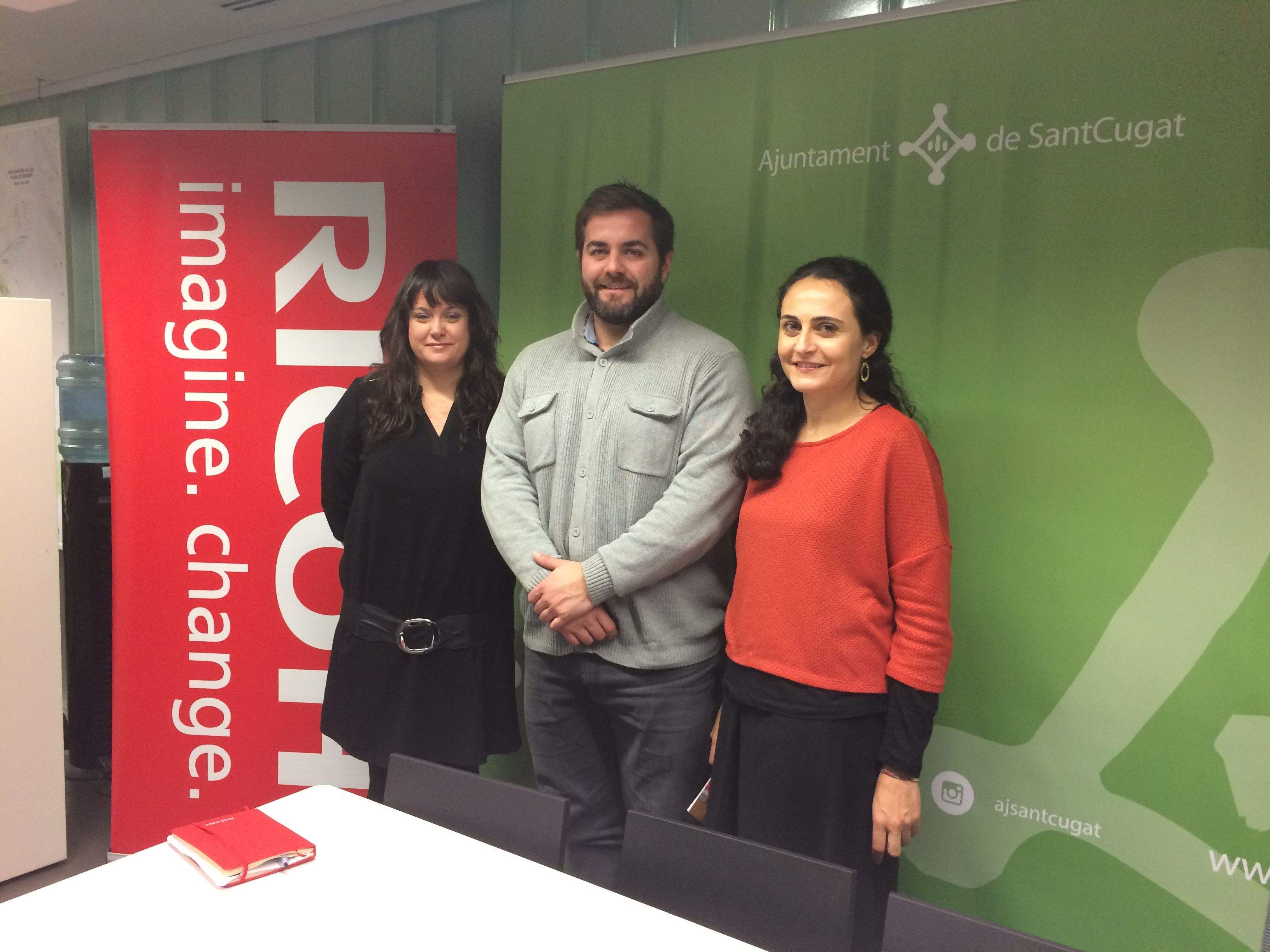 Laura Rodríguez, Eloi Rovira i Alicia Blasco, en la presentació de la 1a Cursa Solidària Ricoh Sant Cugat. FOTO: À. L. P. 