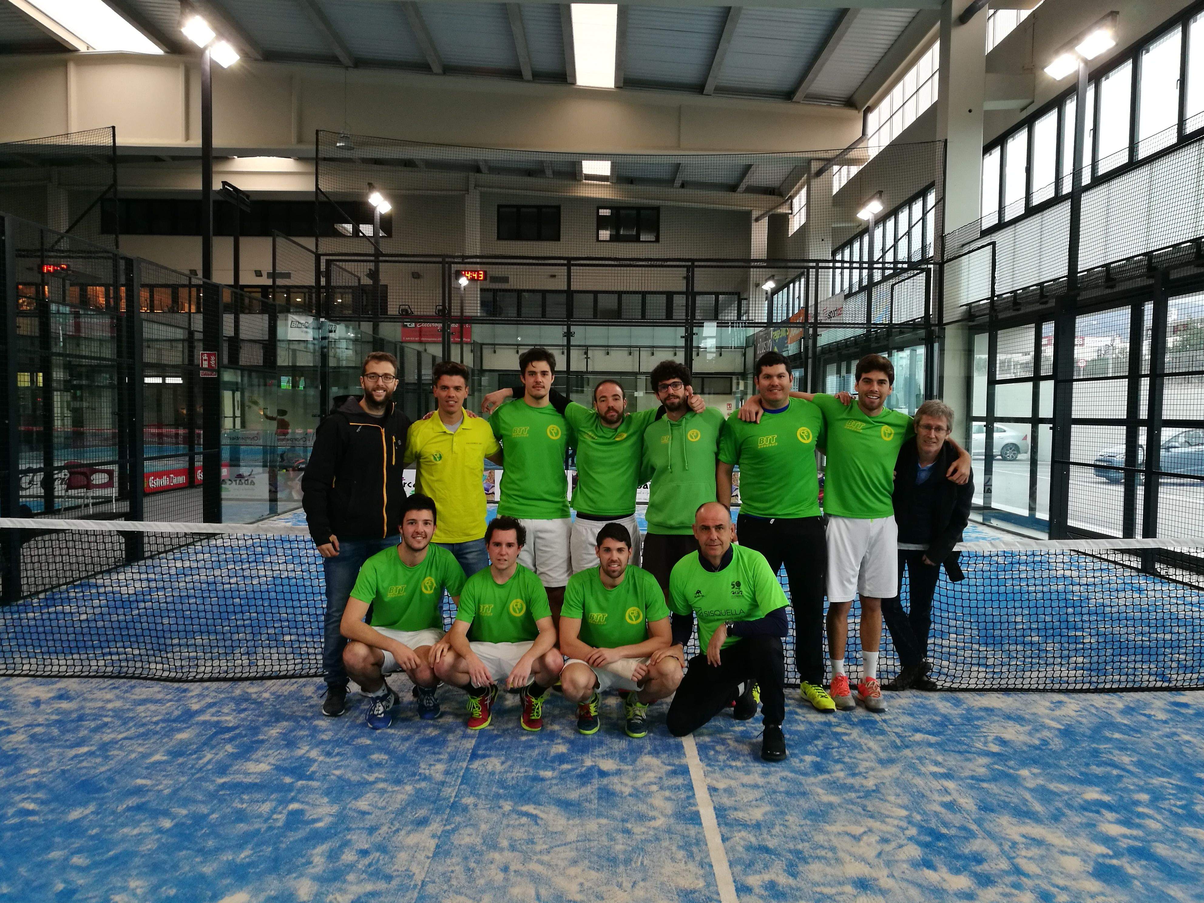 El Club Esportiu Valldoreix, subcampió de Catalunya per Equips de 5a Categoria Masculina de pàdel. FOTO: CE Valldoreix