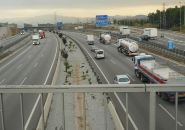El Vallès-Baix Llobregat, juntament amb Barcelona i Madrid, és una de les àrees més contaminades d'Espanya FOTO: Arxiu 
