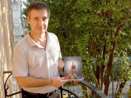 'EnContraste' és el segon llibre de Fran Hernaiz  FOTO: Cedida