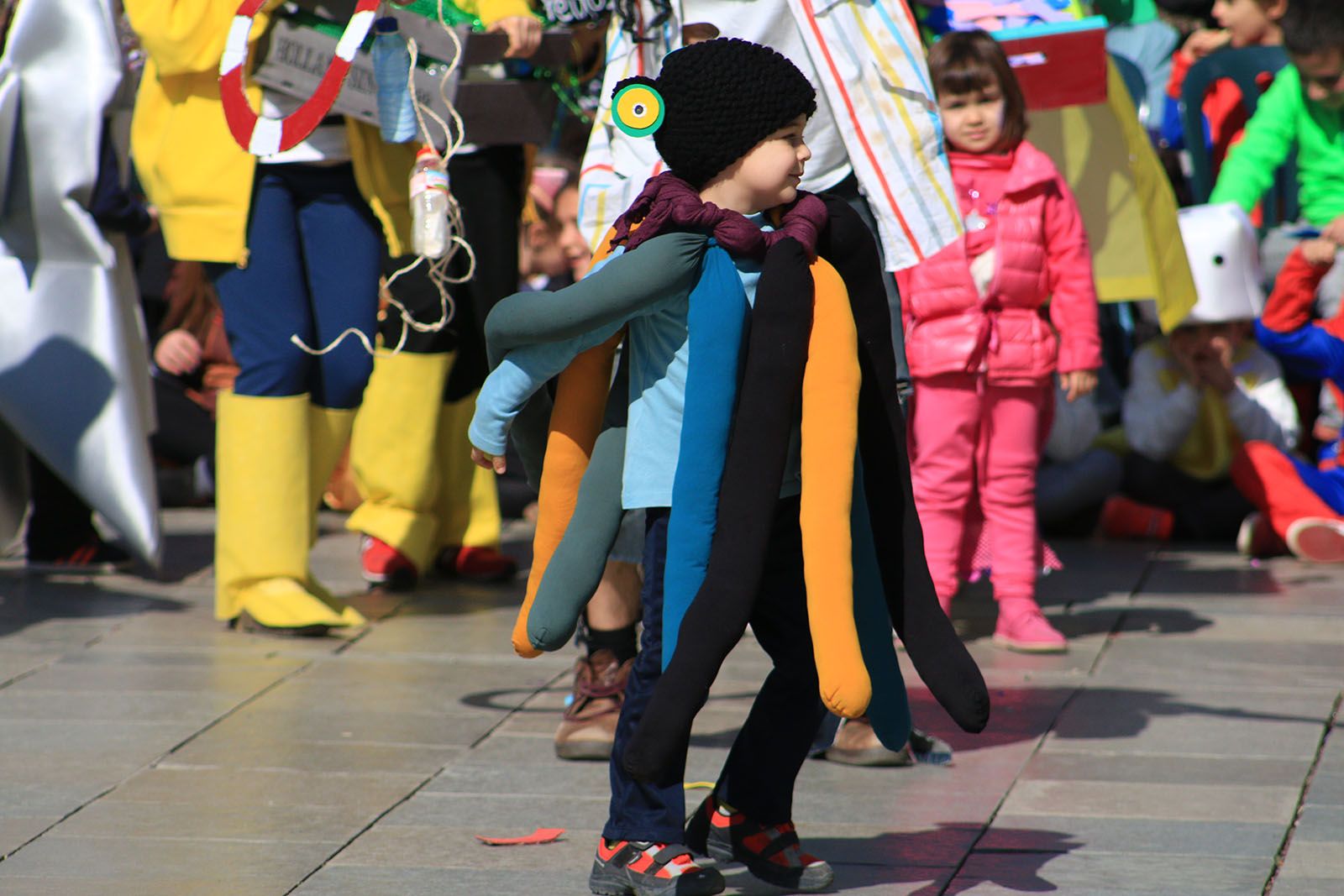 Han participat 12 comparses al Carnaval Infantil  FOTO: Lali Álvarez