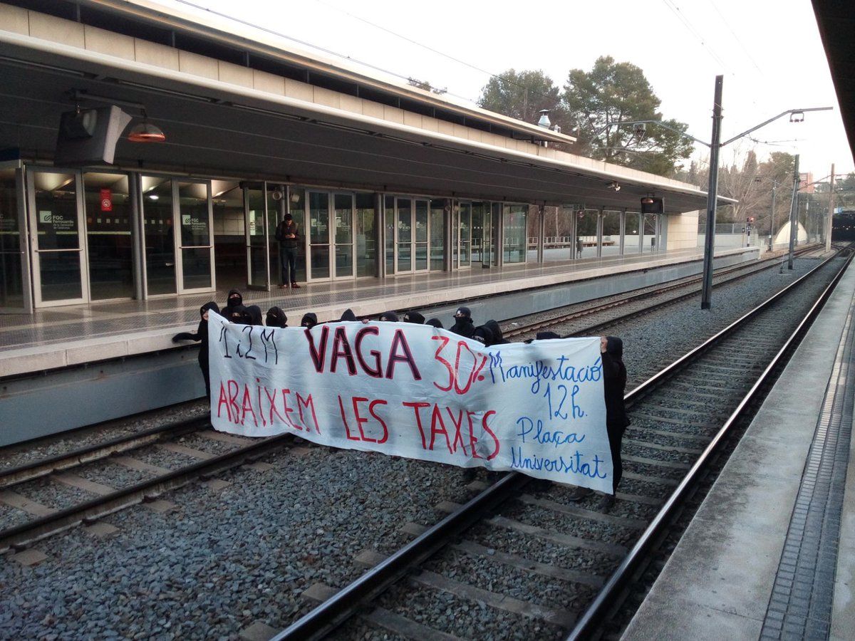 Aquest 2 de març els estudiants han tornat a saltar a la via FOTO: SEPC-UAB