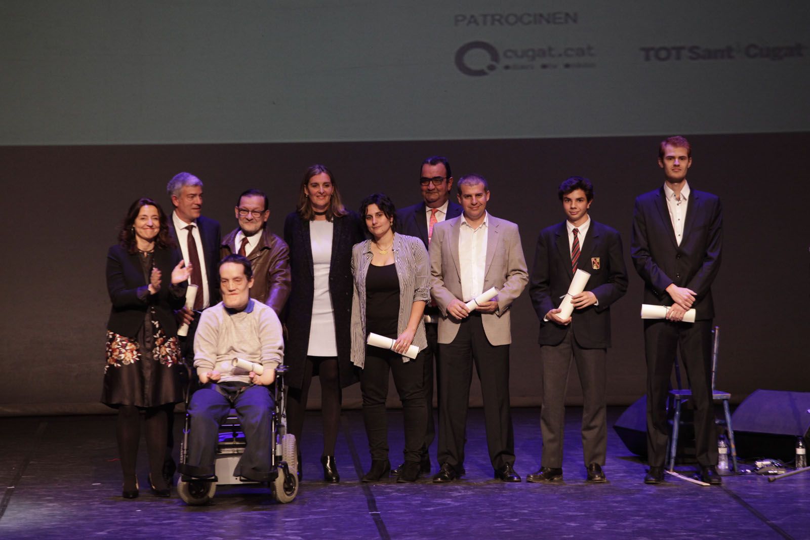 Foto de família dels guardonats amb tots els finalistes FOTO: Artur Ribera
