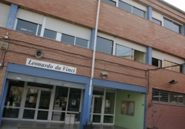 La façana de l'Institut FP Sant Cugat (l'antic Leonardo da Vinci). FOTO: Artur Ribera 