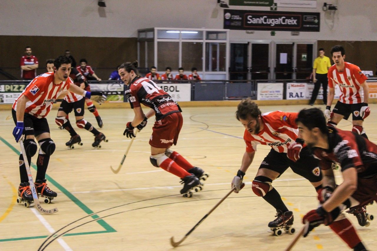 El PHC Sant Cugat i el CHP Sant Feliu han empatat a 3 gols. FOTO: Ale Gómez