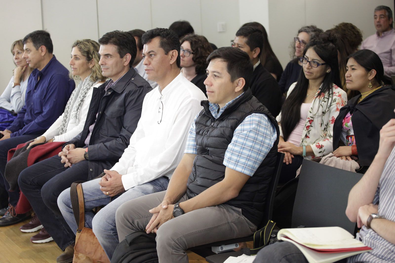 Alcaldes sud-americans visiten el ple de Sant Cugat