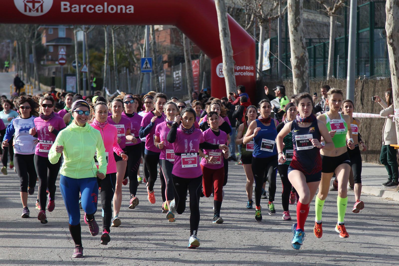 Imatge de la sortida de les últimes Milles Femenines FOTO: Lali Puig 