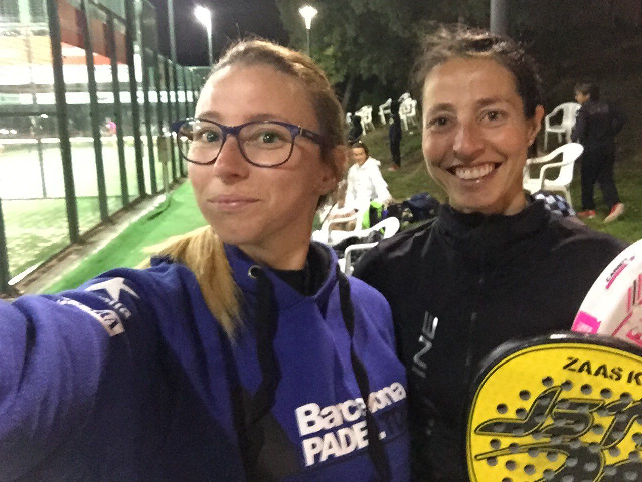 Noelia Márquez i Núria Rivas, que són caps de série número 1 del torneig, al Club Esportiu Valldoreix. FOTO: @mrquez_rite