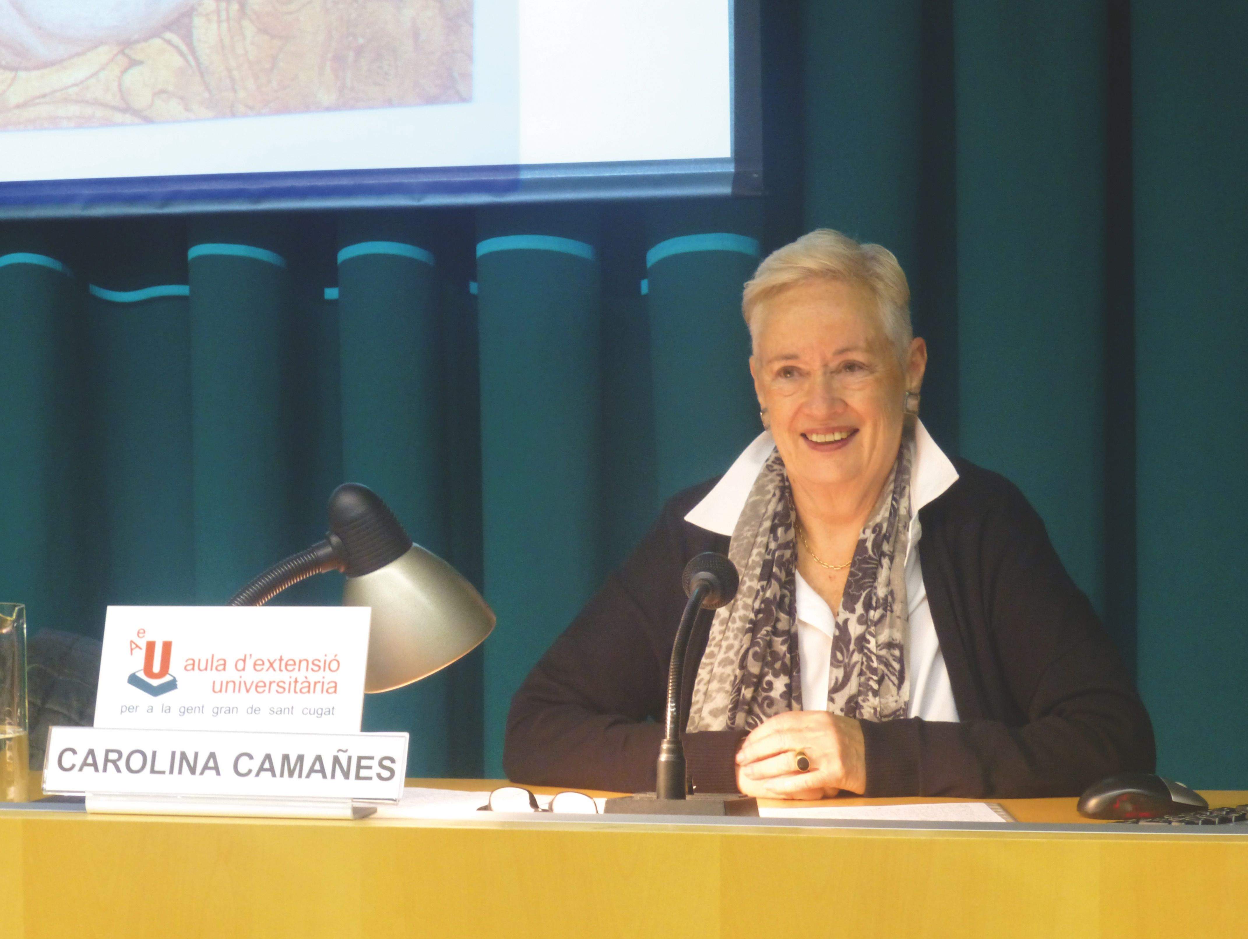 Carolina Camañes, doctora en Belles Arts, a la conferència FOTO: Cedida