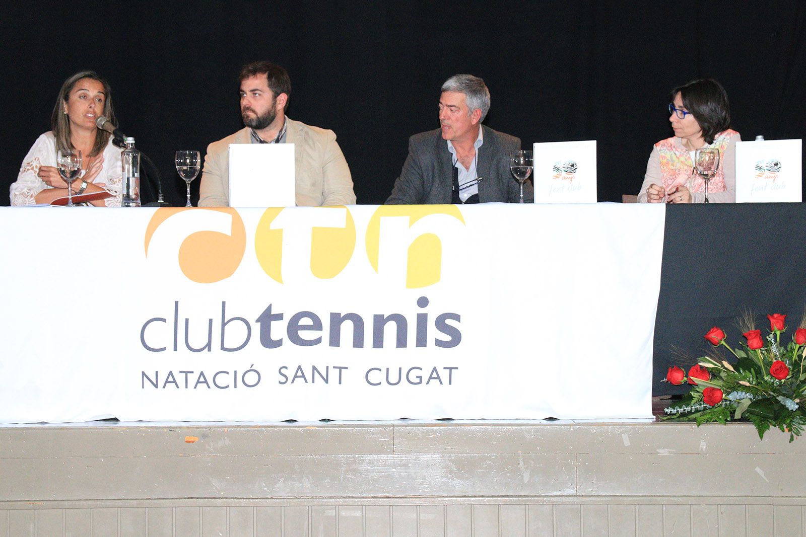 Ana Valdés, Eloi Rovira, Antoni Lloret i Monica Palasí, en la presentació del llibre. FOTO: Lali Álvarez