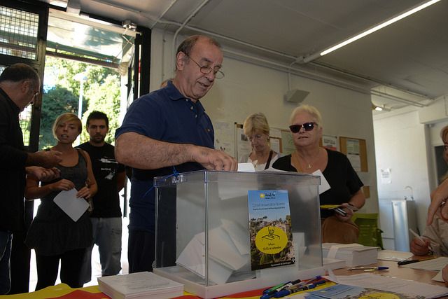 Els florestans voten els projectes que volen pel barri FOTO: Localpres