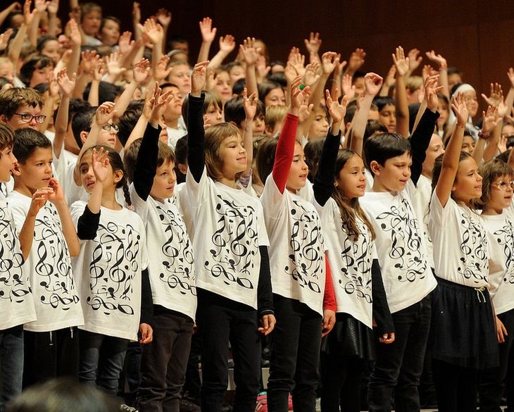 Moment de la cantata 'La Clàudia Sol té un Do' FOTO: Localpres