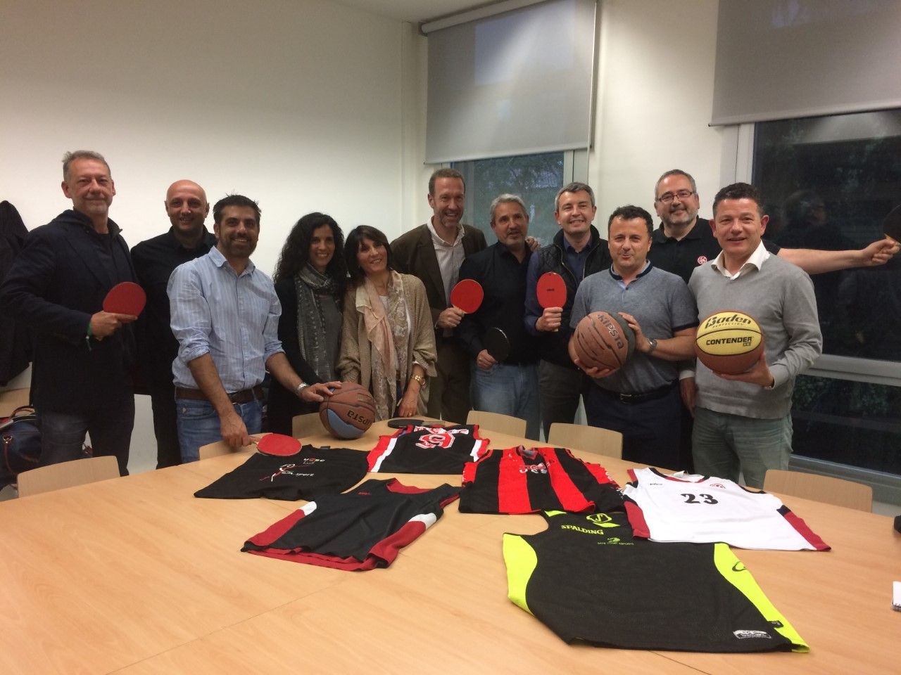 La candidatura Una UESC x a tots s'ha presentat als mitjans de comunicació, a la Casa de Cultura. FOTO: Àlex López Puig