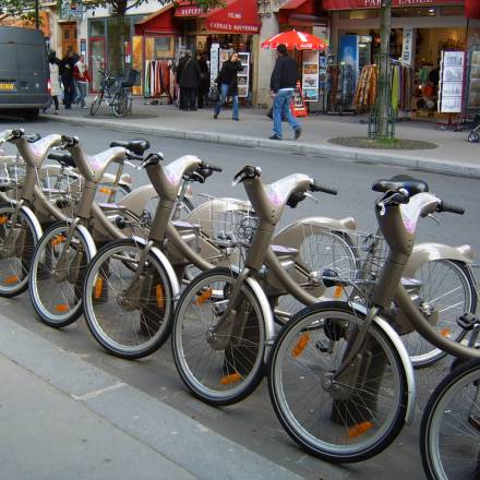 el servei públic de préstec de bicicletes a la regió metropolitana de París
