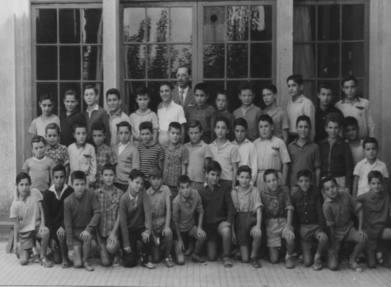 Classe d’alumnes del senyor Trell als col·legis nous l’any 1960.  FOTO: Arxiu Josep Maria Cabrerizo