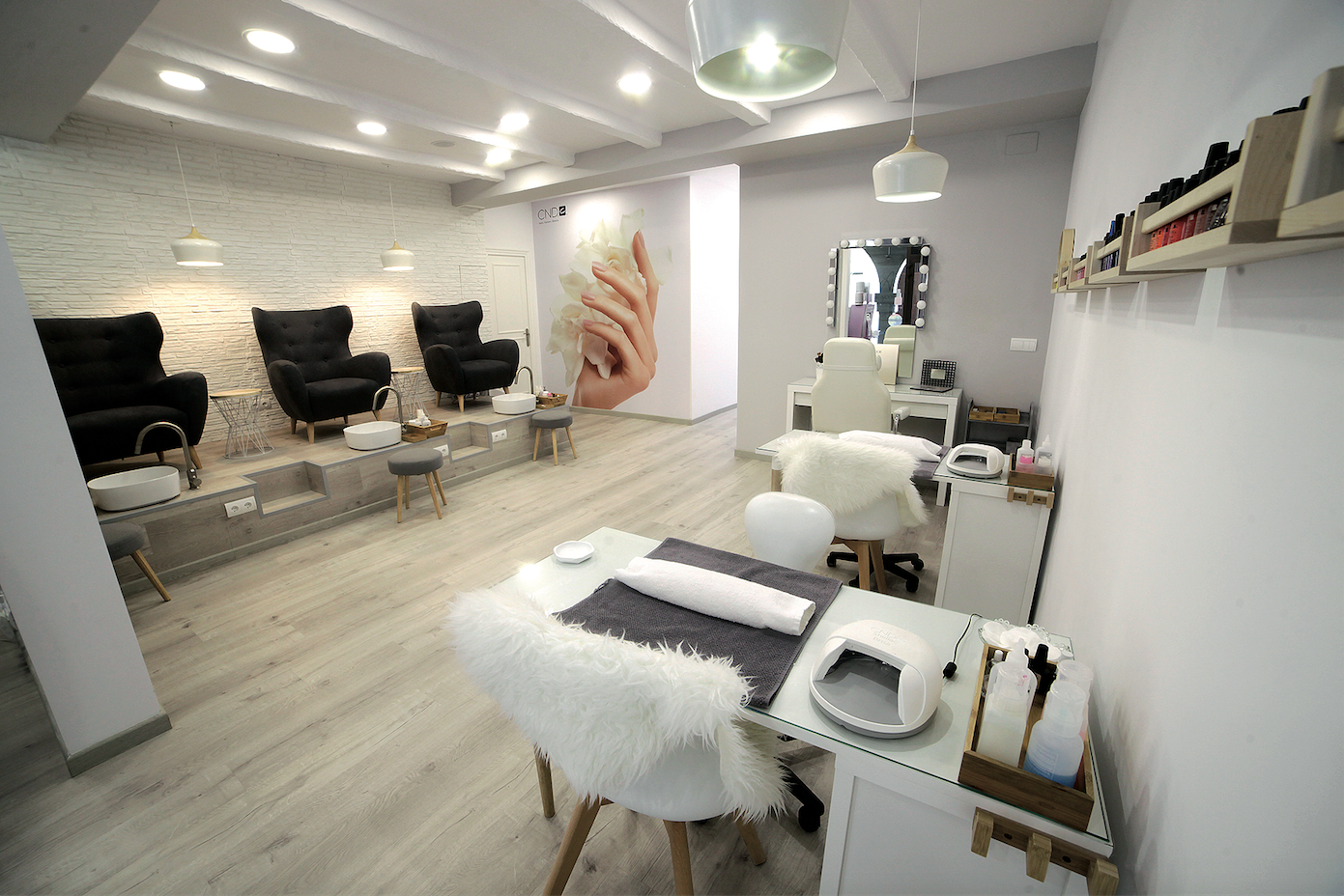 Interior del centre de bellesa Merche Acosta FOTO: Artur Ribera