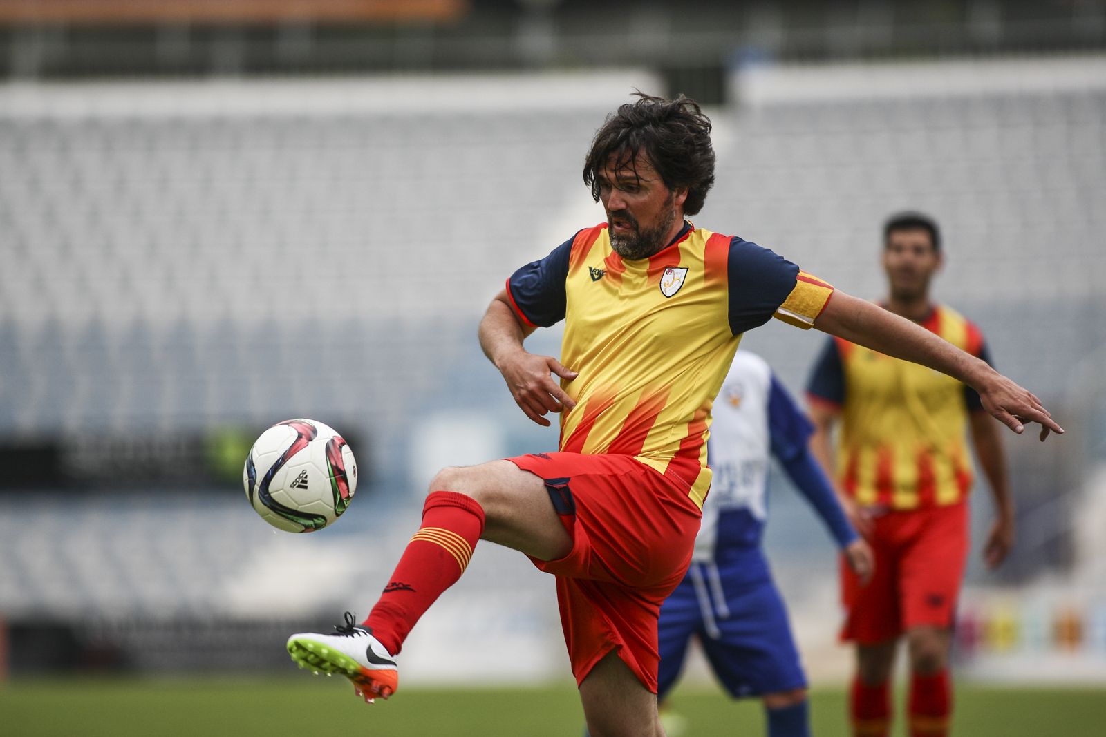 Roger Garcia, capità de la selecció catalana de veterans de futbol. FOTO: FCF