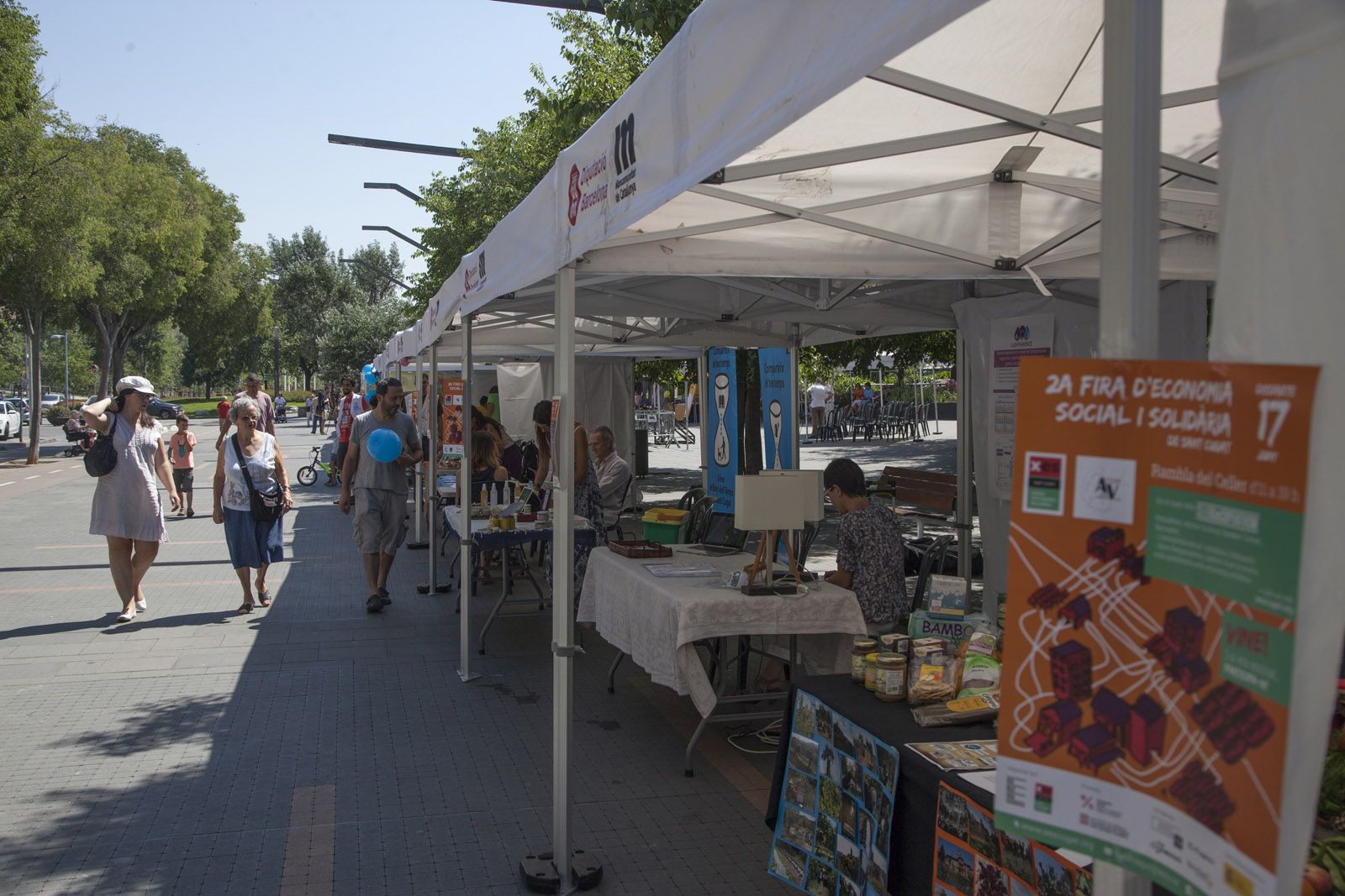  2a Fira d'Economia Social i Solidària de Sant Cugat a la Rambla del Celler. FOTOS: Lali Puig
