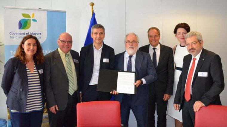 Conesa s'ha reunit aquest dimarts amb el comissari europeu Arias Cañete