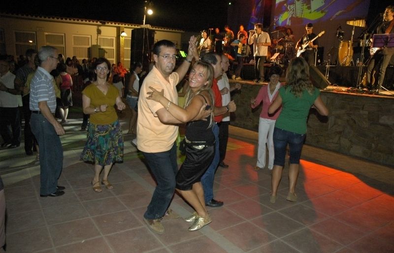 Imatge d'arxiu d'una festa cubana amb salsa a Valldoreix FOTO: Arxiu