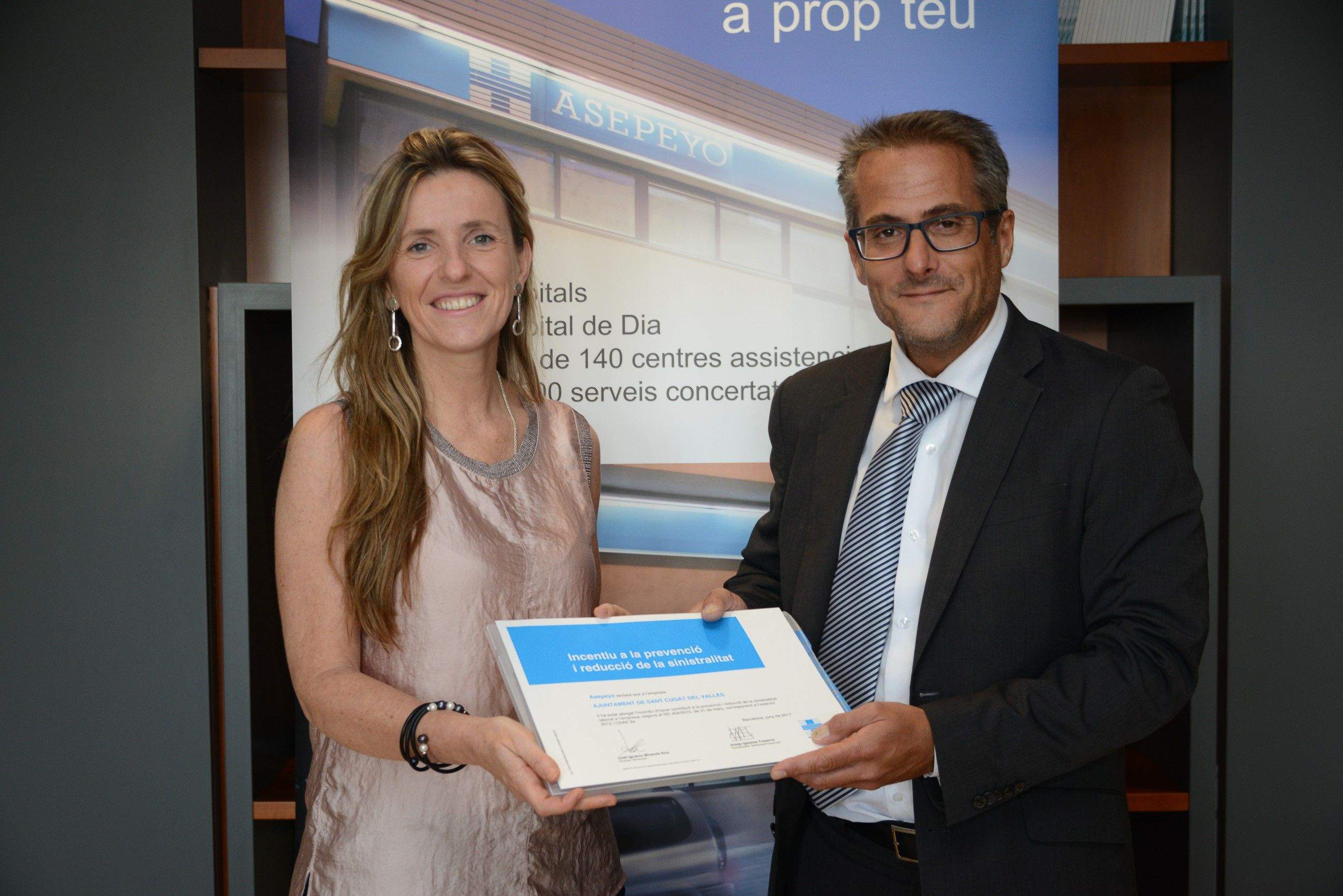 El reconeixement distingeix l'Ajuntament per la prevenció de riscos laborals. FOTO: Localpres