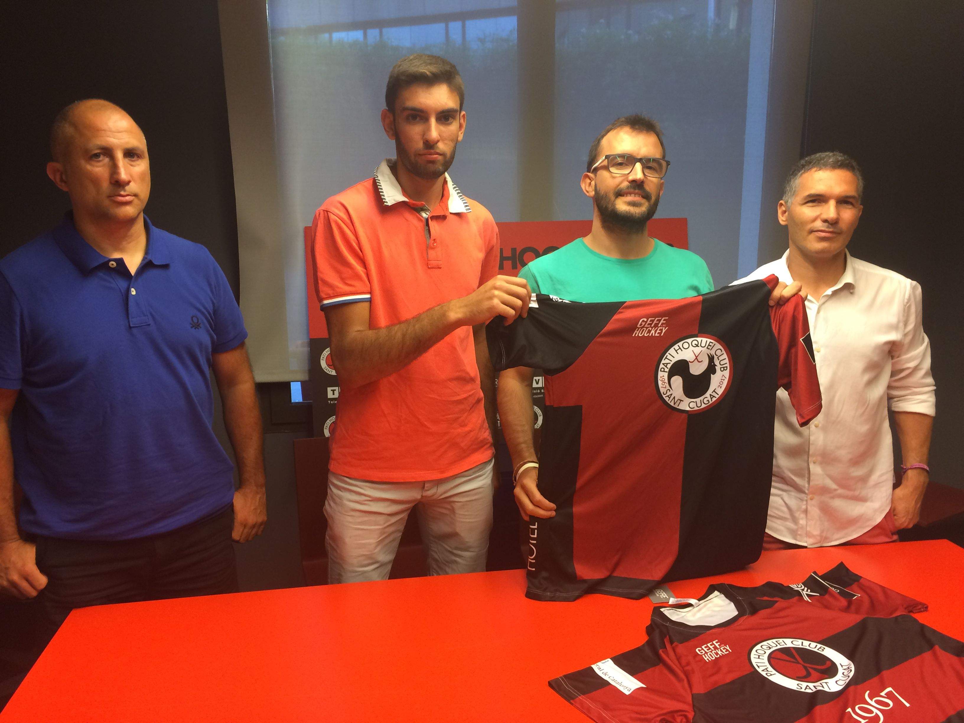 Joan Carles Vadillo, David Toda, Borja Ferrer i Keco Marzá, en la presentació dels dos nous jugadors del Patí Hoquei Club Sant Cugat. FOTO: Àlex López Puig
